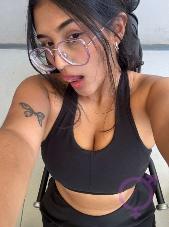 Busty Molly